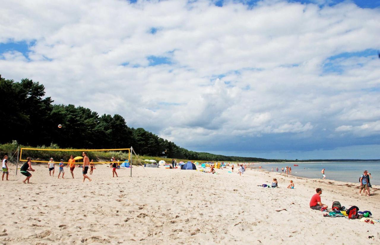 Ferienhaus Zum Boddenstrand Mit Ka Groß Zicker Zewnętrze zdjęcie