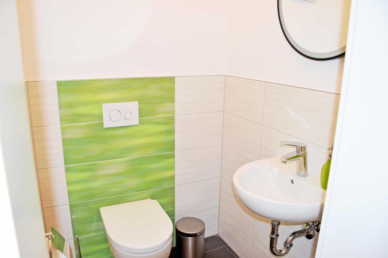 Ferienhaus Zum Boddenstrand Mit Ka Groß Zicker Zewnętrze zdjęcie