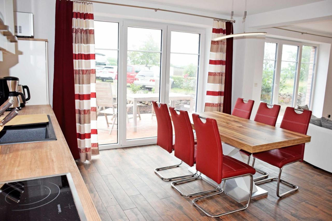 Ferienhaus Zum Boddenstrand Mit Ka Groß Zicker Zewnętrze zdjęcie