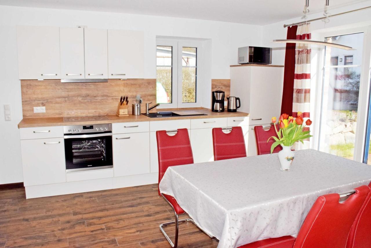 Ferienhaus Zum Boddenstrand Mit Ka Groß Zicker Zewnętrze zdjęcie